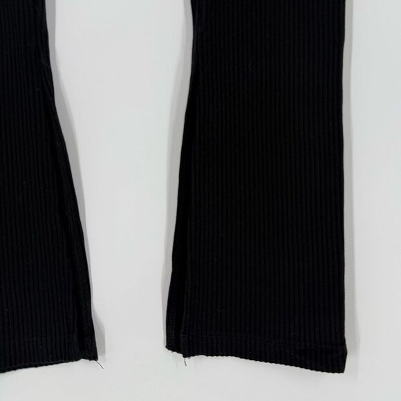 Year of Ours 9 to 5 Ribbed Slit Hem Legging in Black | Small - Picture 5 of 8